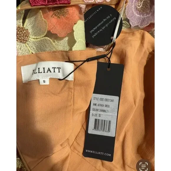 Elliatt Astraea 3D Lace Maxi Dress In Pink Wedding Guest DressSize S NWT $539 Elliatt Astraea 3D Lace Maxi Dress In Pink Wedding Guest DressSize S NWT $539